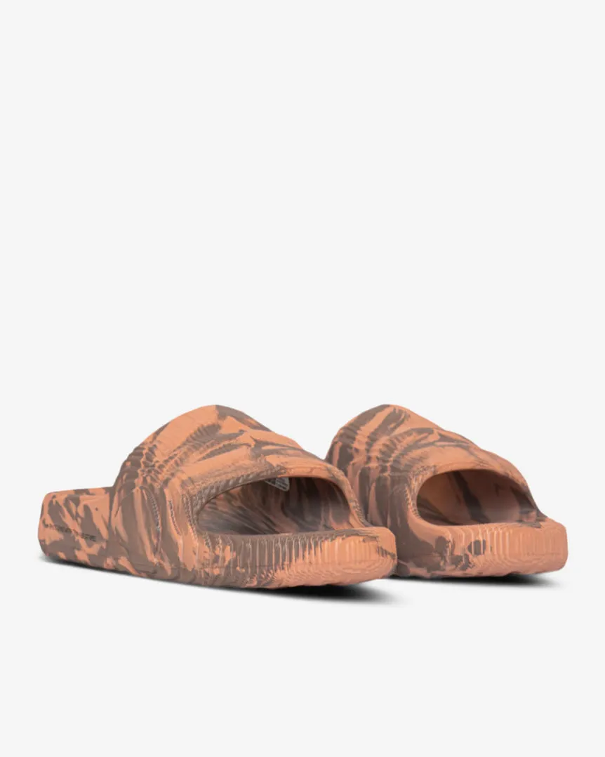 ADILETTE 22 - CLAY