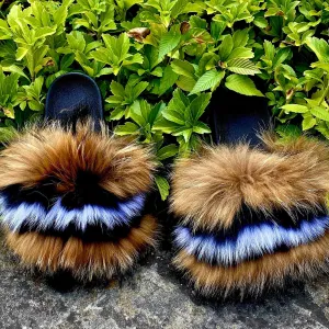 Foxy Furr Slides