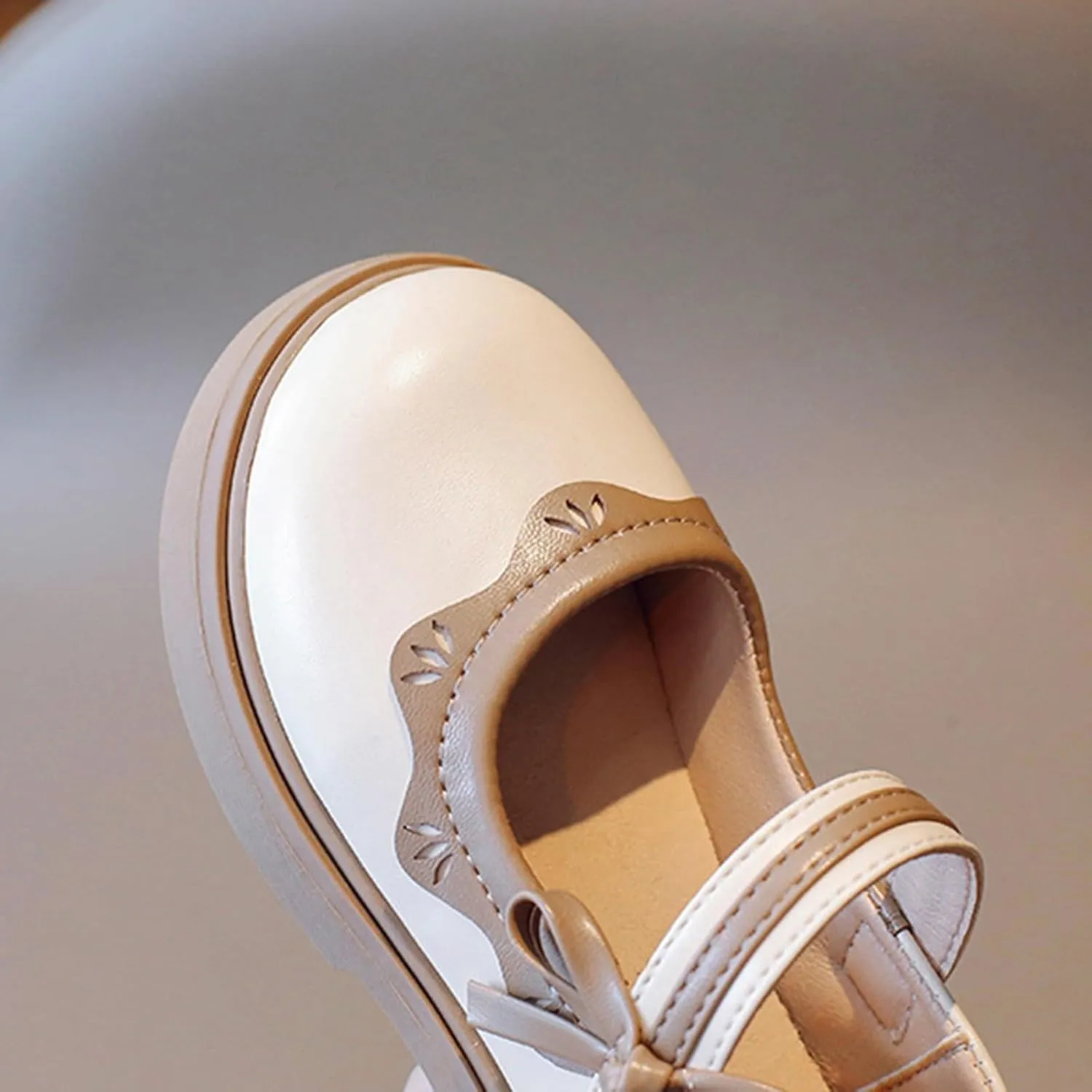 Girls Flats Mary Jane Flower Girl Dress Shoes School Wedding Party Leather Bowknot Shoes for Kids Soft Sole Sandals