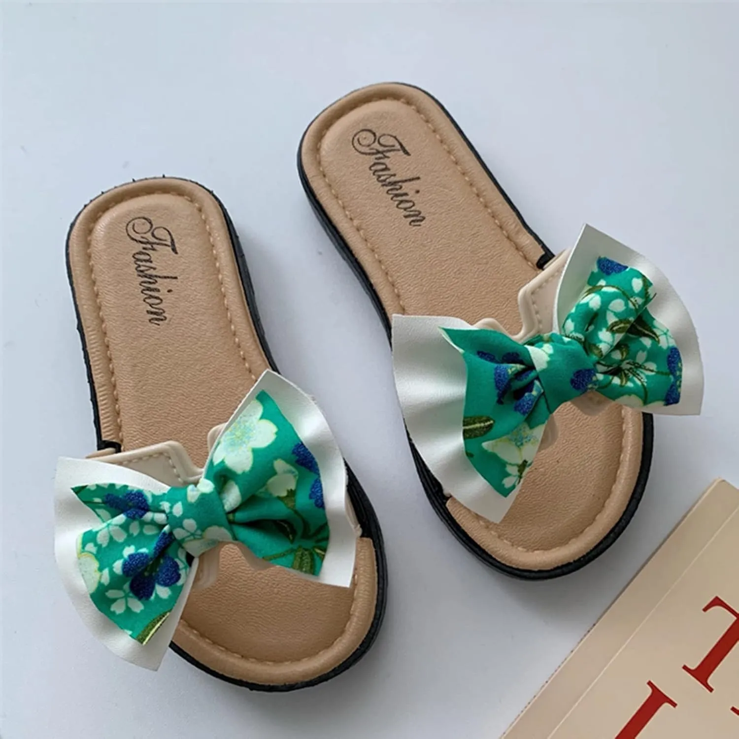 Little Girls Toddler Sandals Children Slippers Fashionable and Versatile Exaggerated Butterfly House Shoes for Kids