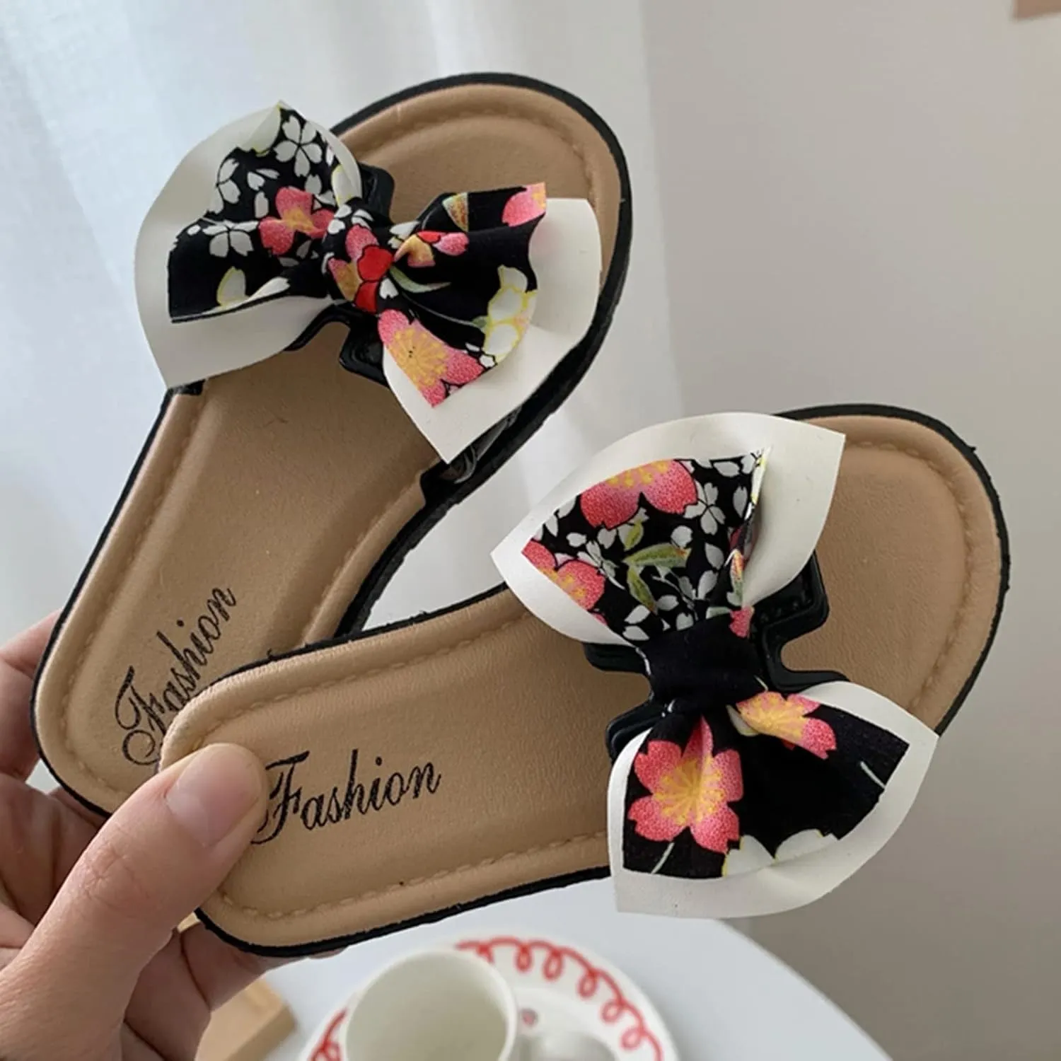 Little Girls Toddler Sandals Children Slippers Fashionable and Versatile Exaggerated Butterfly House Shoes for Kids