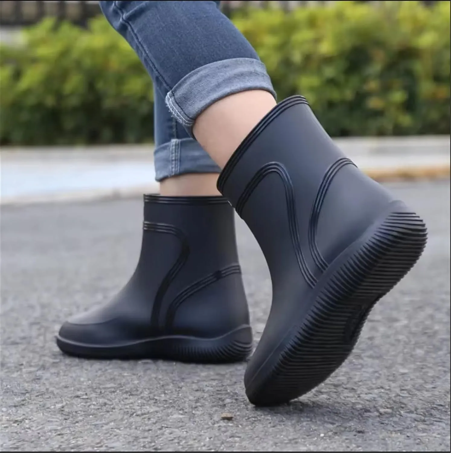 Men's Anti-Skid Fishing Rain Boots, Outdoor Sturdy Durable Waterproof Mid Calf Rubber Work Rain Boot for Men, Garden Hunting Shoes, for Gardening, Fishing, Boating, Camping, Sailing