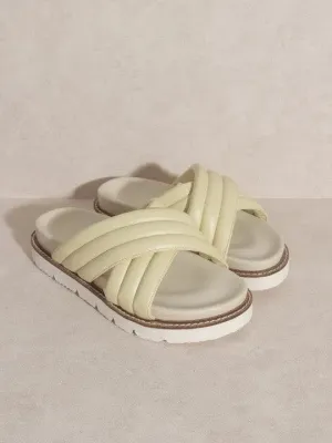 OASIS SOCIETY Lime all the Way Grace Puffed Strap Slides