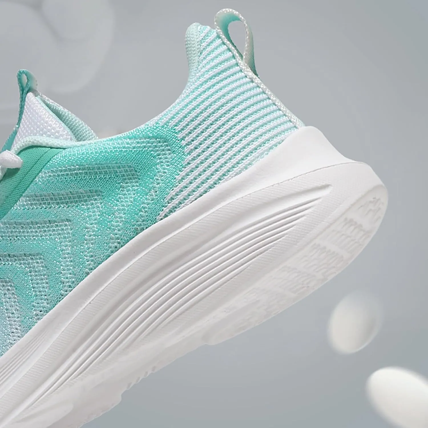 Womens Running Sneakers Breathable Lightweight Mesh Soft Sole Athletic Shoes Business Casual Non Slip Walking Sneakers