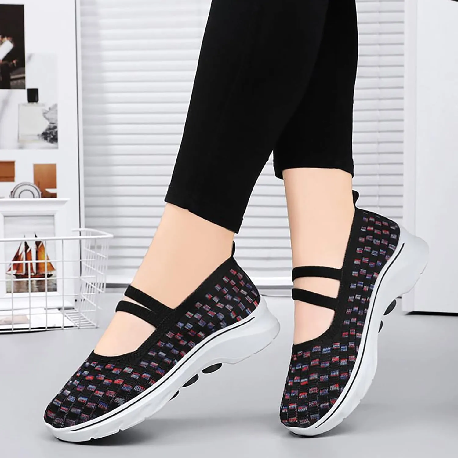 Women's Shoes Sneakers Lightweiht Breathable Mesh Soft Sole Sport Shoes Comfort Casual Non Slip Walking Workout Shoes