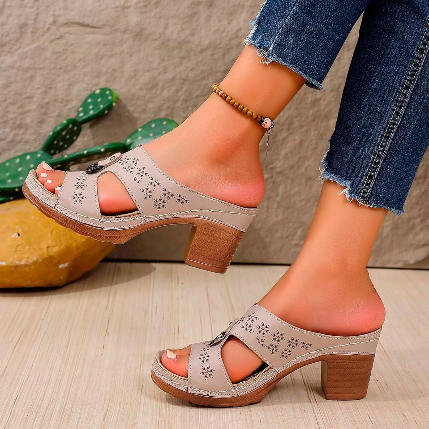 Women's Summer Fashion Sandals Mid Heel Open Toe Comfortable Casual Beach Walking Shoes Ladies Stylish Slip On